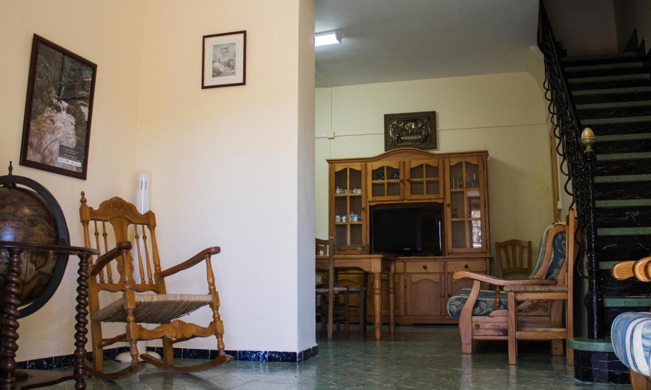 Pensión Mariola Agres Exterior foto